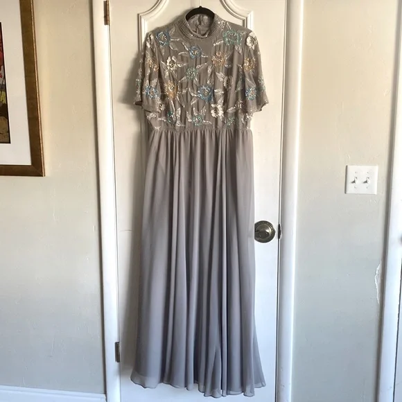 ASOS Grey Sequined Dort Sleeved Floral Floor Length Prom\Evening Dress